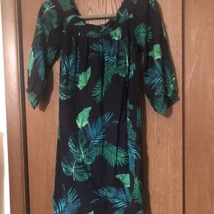 Old Navy women’s medium short palm leaf dress